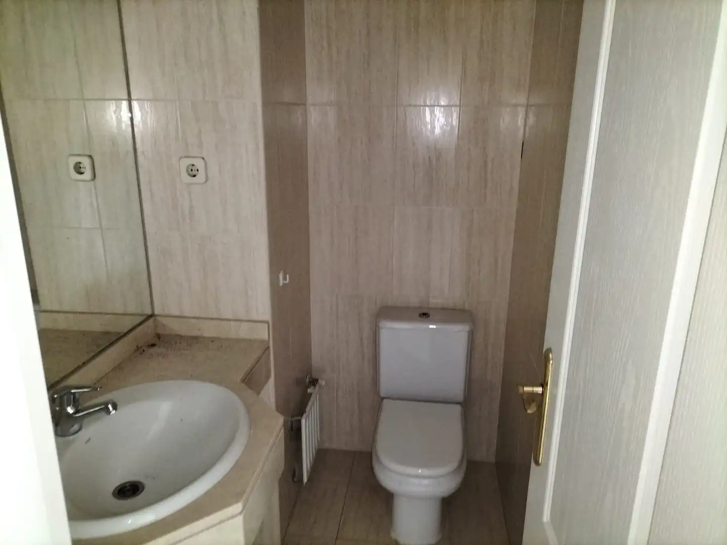 Baño de Casa adosada en venta en Moralzarzal con Jardín privado, Terraza y Trastero