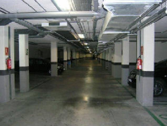 Garaje en Venta en Libertad, 89 en Hispanoamérica - Comunidades