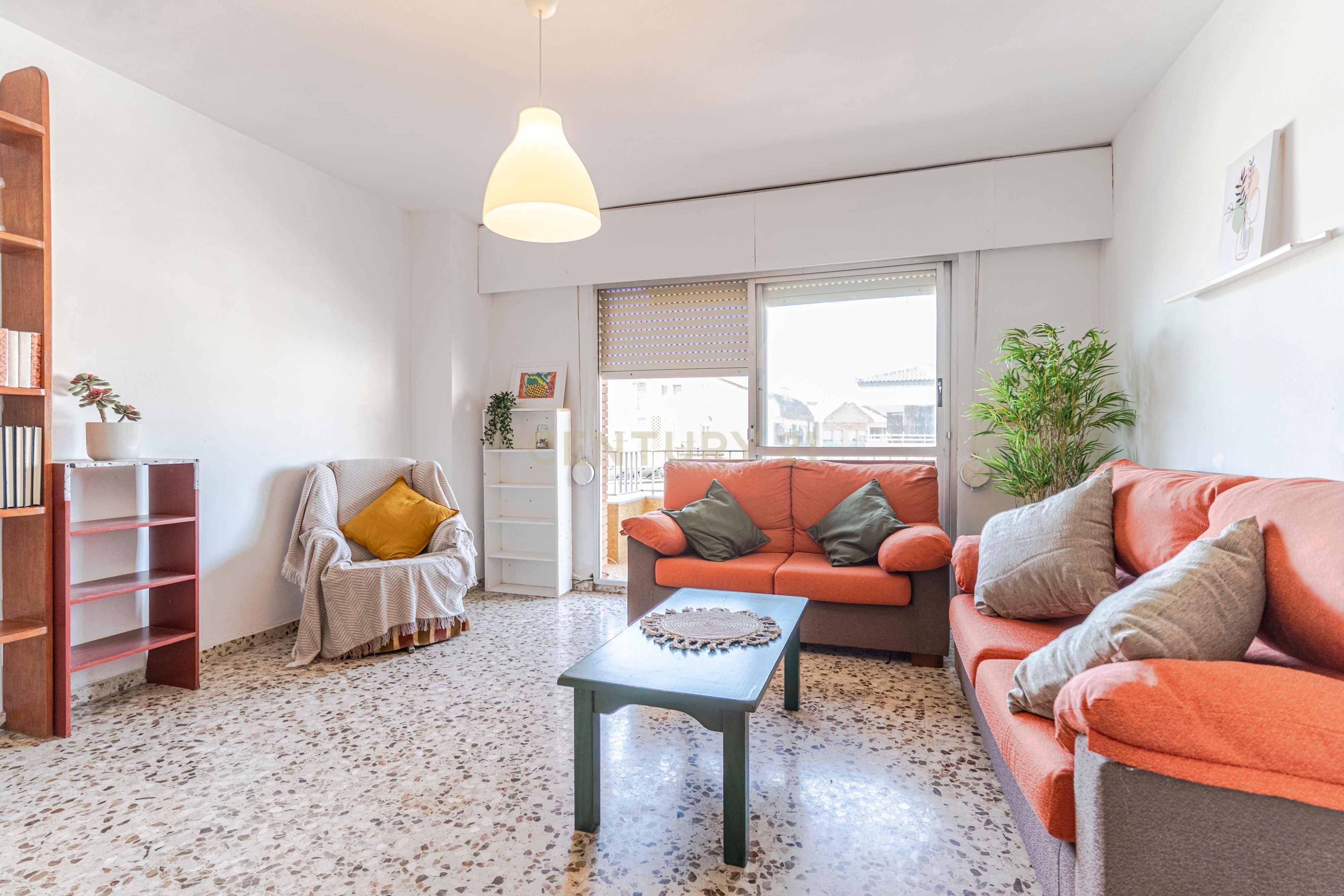 Sala d'estar de Pis en venda en Motril amb Terrassa