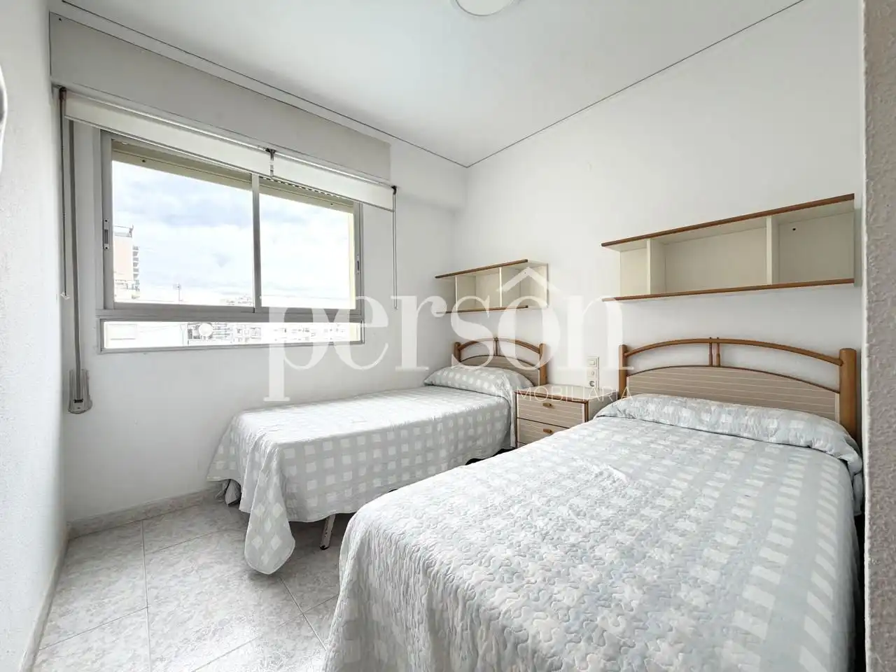 Bedroom of Flat for rent in Playa de Gandia