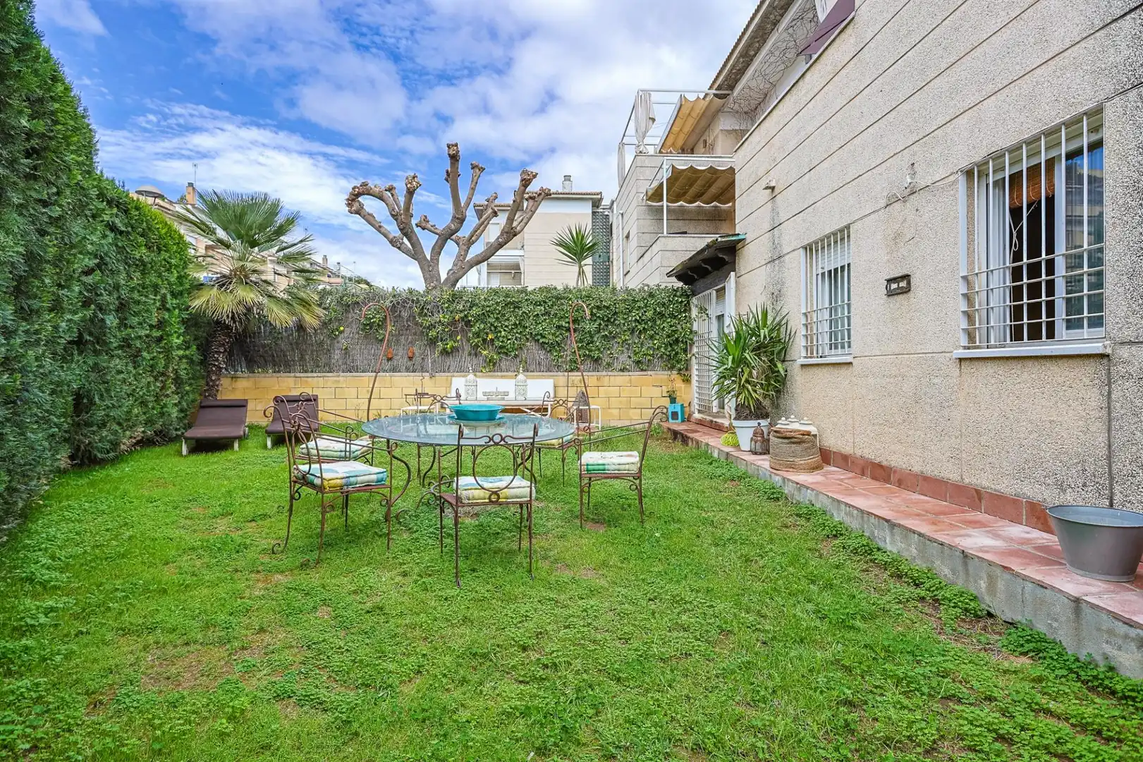 Jardín de Piso en venta en Tomares con Aire acondicionado, Jardín privado y Piscina comunitaria