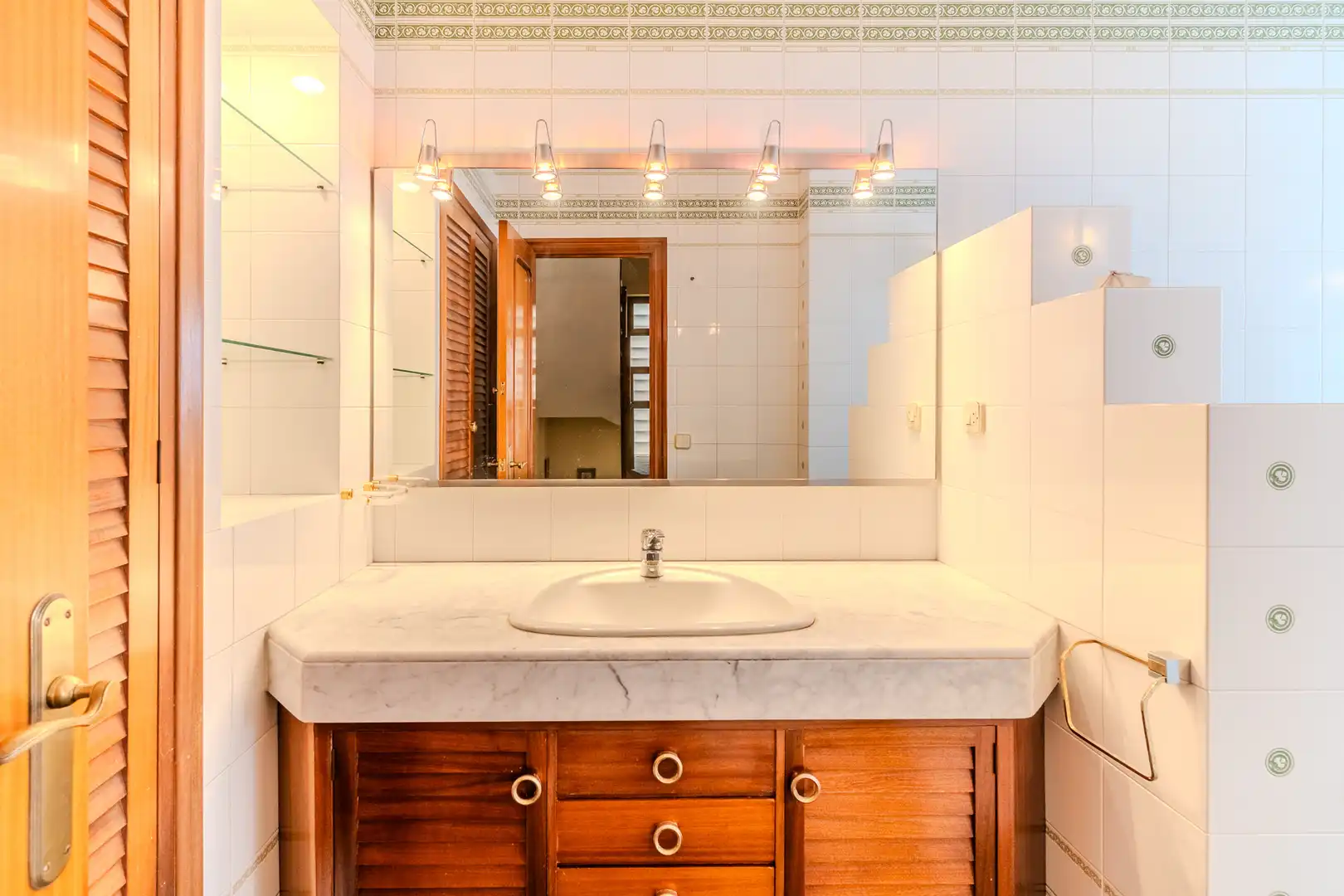 Chalet con terraza en venta en Carrer del Taulí, imagen 56