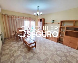 Flat to rent in Río Genil, Suroeste - Zona Hospital