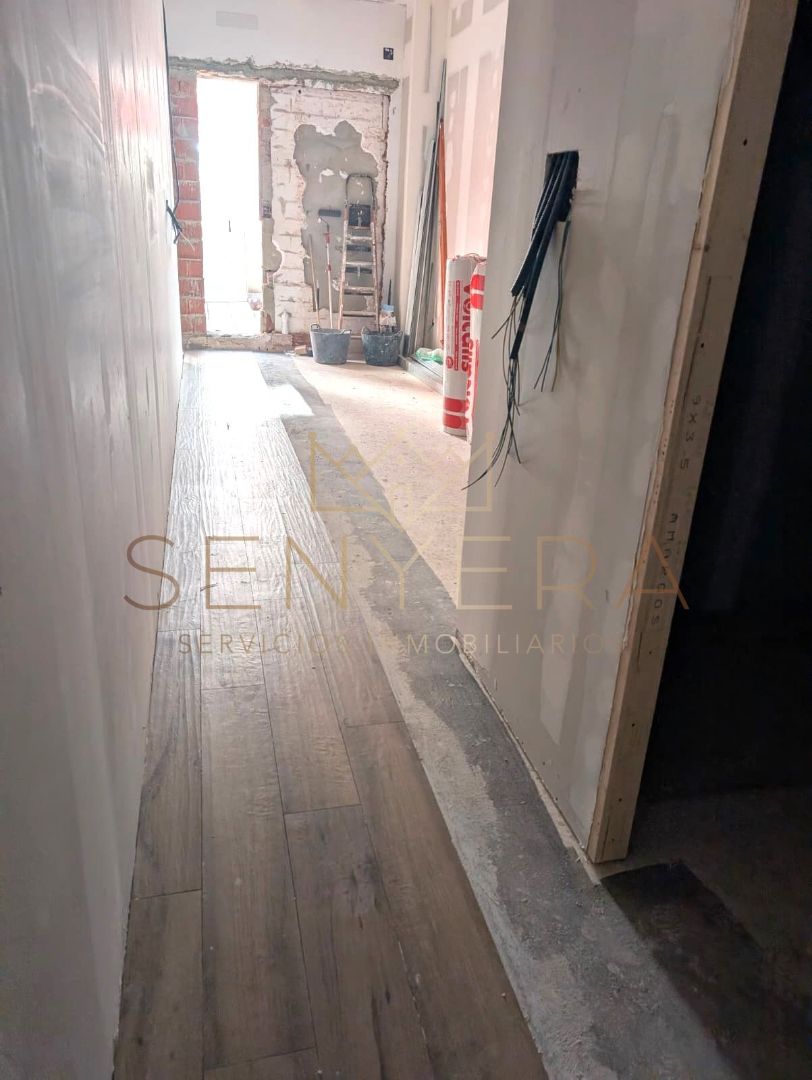 Flat for sale in Moncada  with Air Conditioner and Terrace