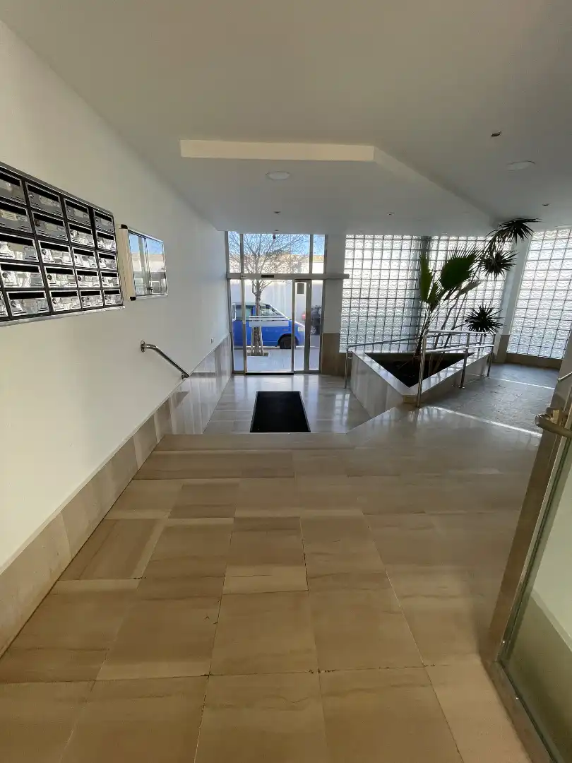 Wohnung zum Verkauf in Cádiz mit Heizung, Möbliert und Ofen