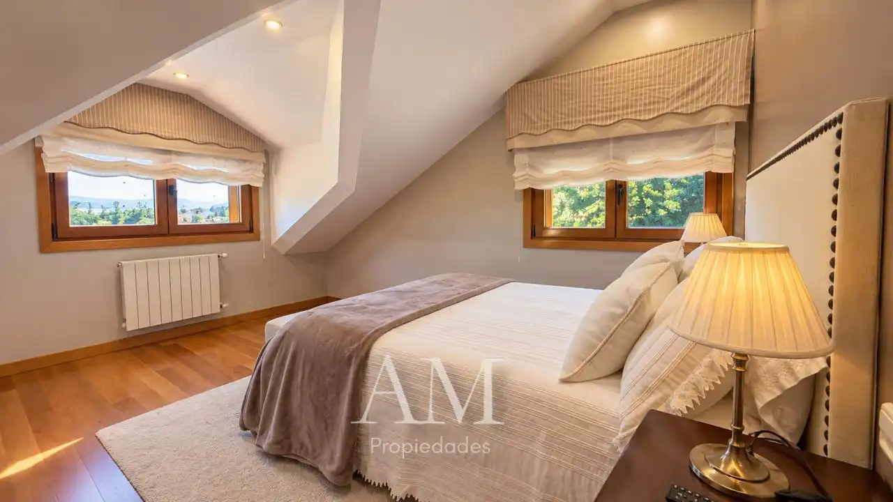 Chalet con terraza en venta en Cruceiro, imagen 37