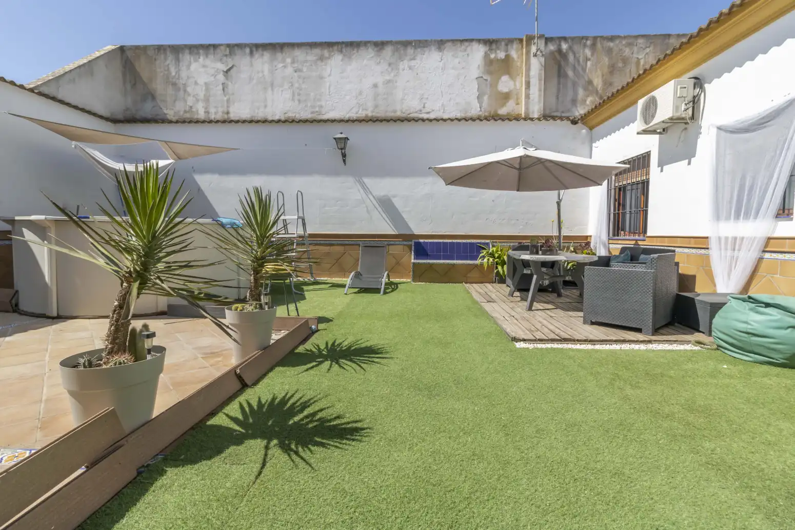 Detached homes for sale in Gerena