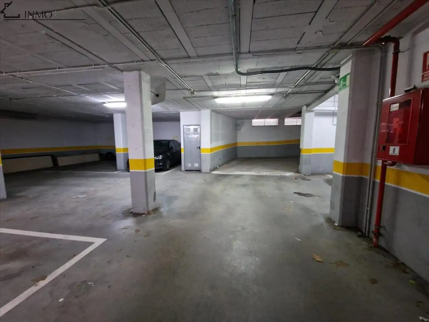 Parkplatz von Garage zum Verkauf in Cangas 