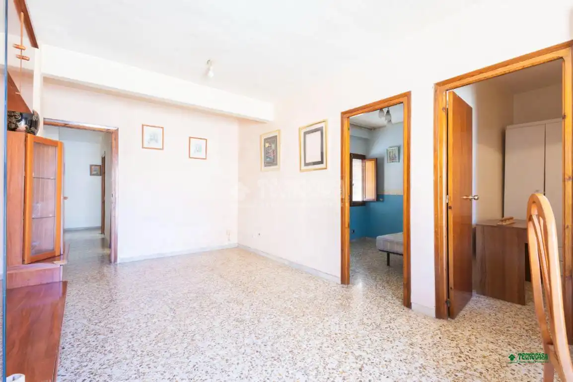 Flat for sale in Albox  with Air Conditioner and Balcony