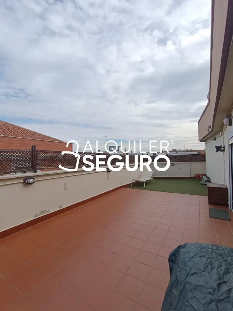 Terrace of Attic for rent in Centro
