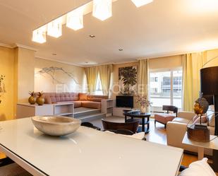 Sala d'estar de Apartament de lloguer en Pozuelo de Alarcón amb Aire condicionat, Calefacció i Terrassa