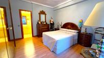 Bedroom of Flat for sale in  Madrid Capital  with Air Conditioner, Heating and Community pool