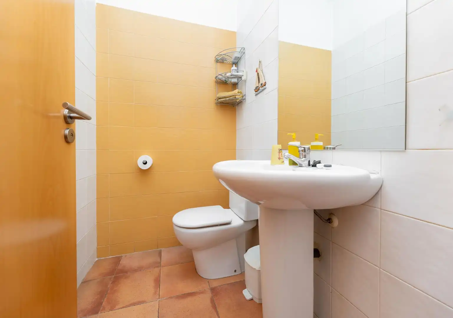 Baño de Casa o chalet en venta en Cájar con Calefacción, Piscina y Alarma