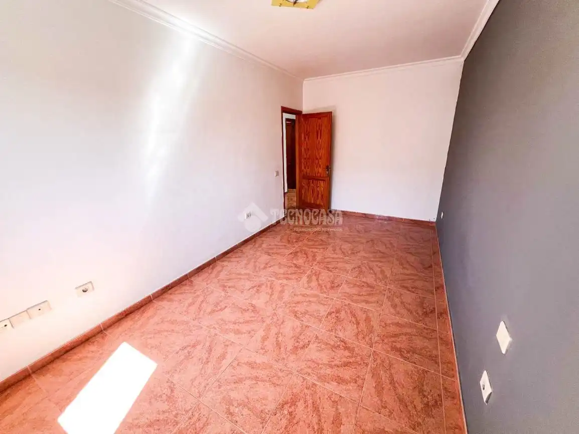 Casa aparellada en venda a Cruce de Arinaga, imagen 23