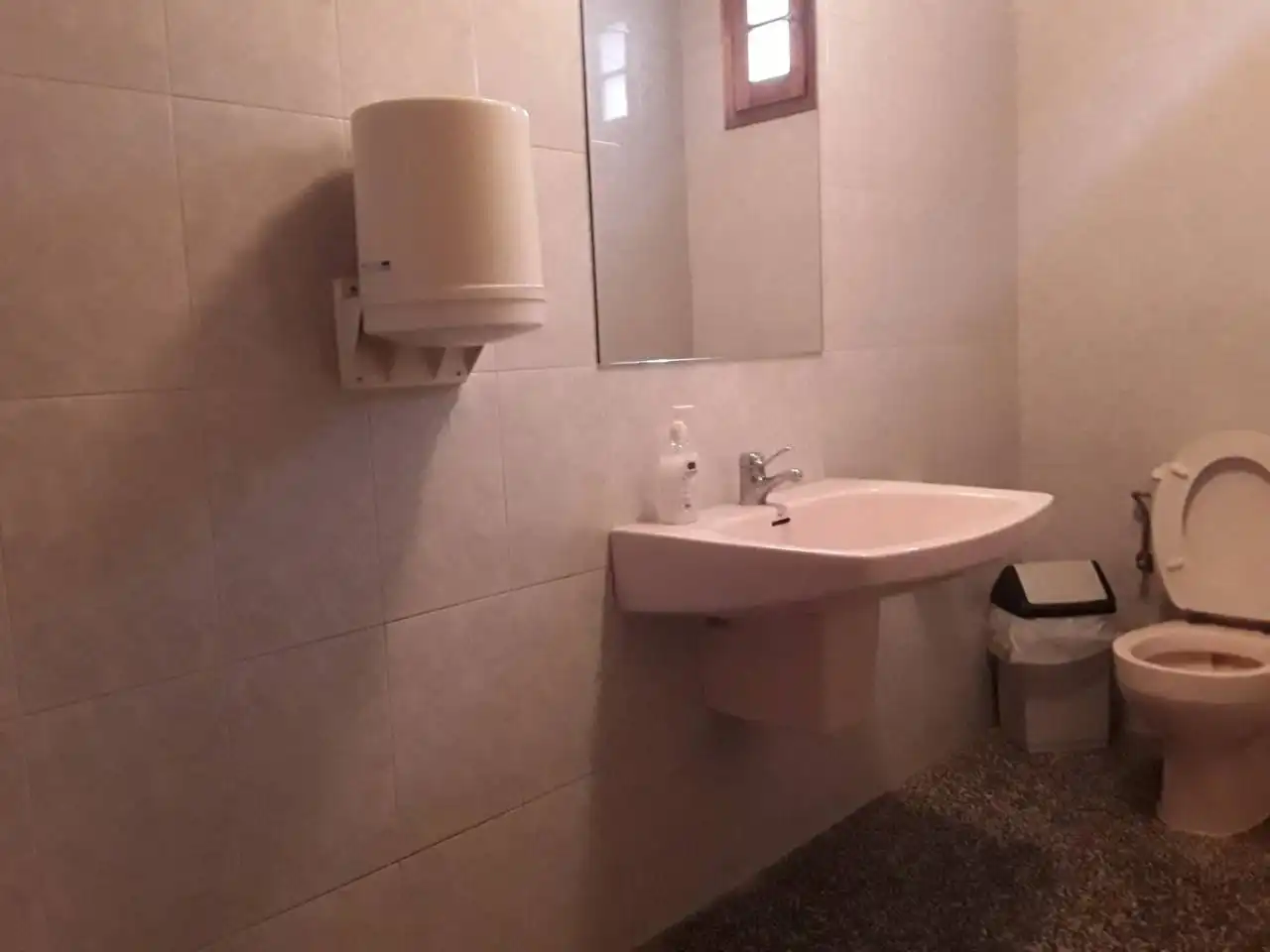 Gewerbefläche zum Verkauf in Berga, imagen 19