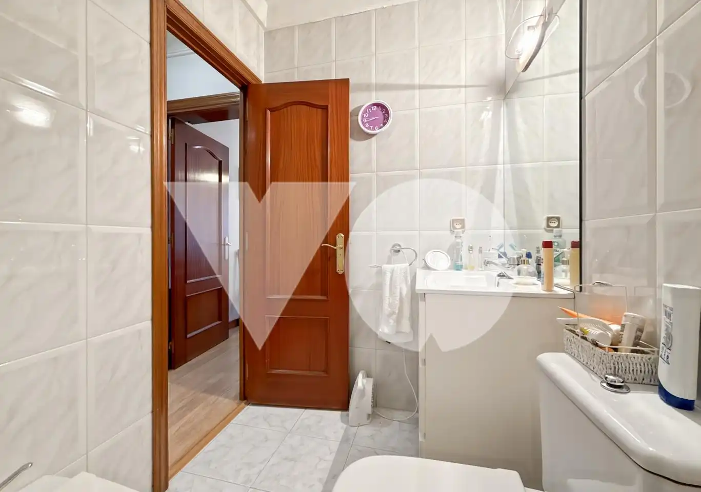 Bathroom of Flat for sale in Madrid  with Air Conditioner, Heating and Terrace