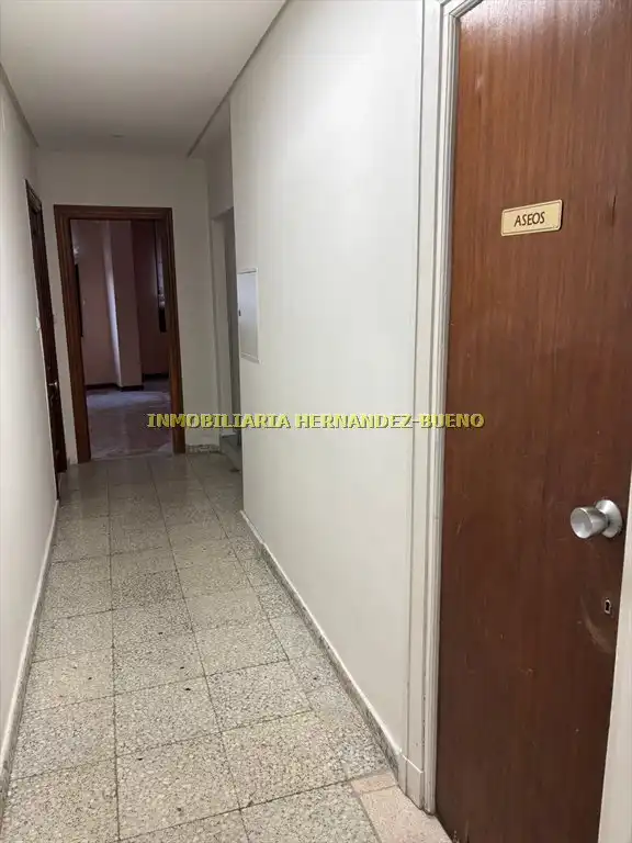 Geschaftsraum zur Miete in Salamanca, Salamanca