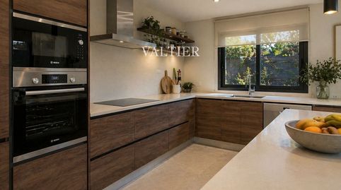 Foto 3 de Casa adosada en venta en Del Hontanar, La Finca, Pozuelo de Alarcón
