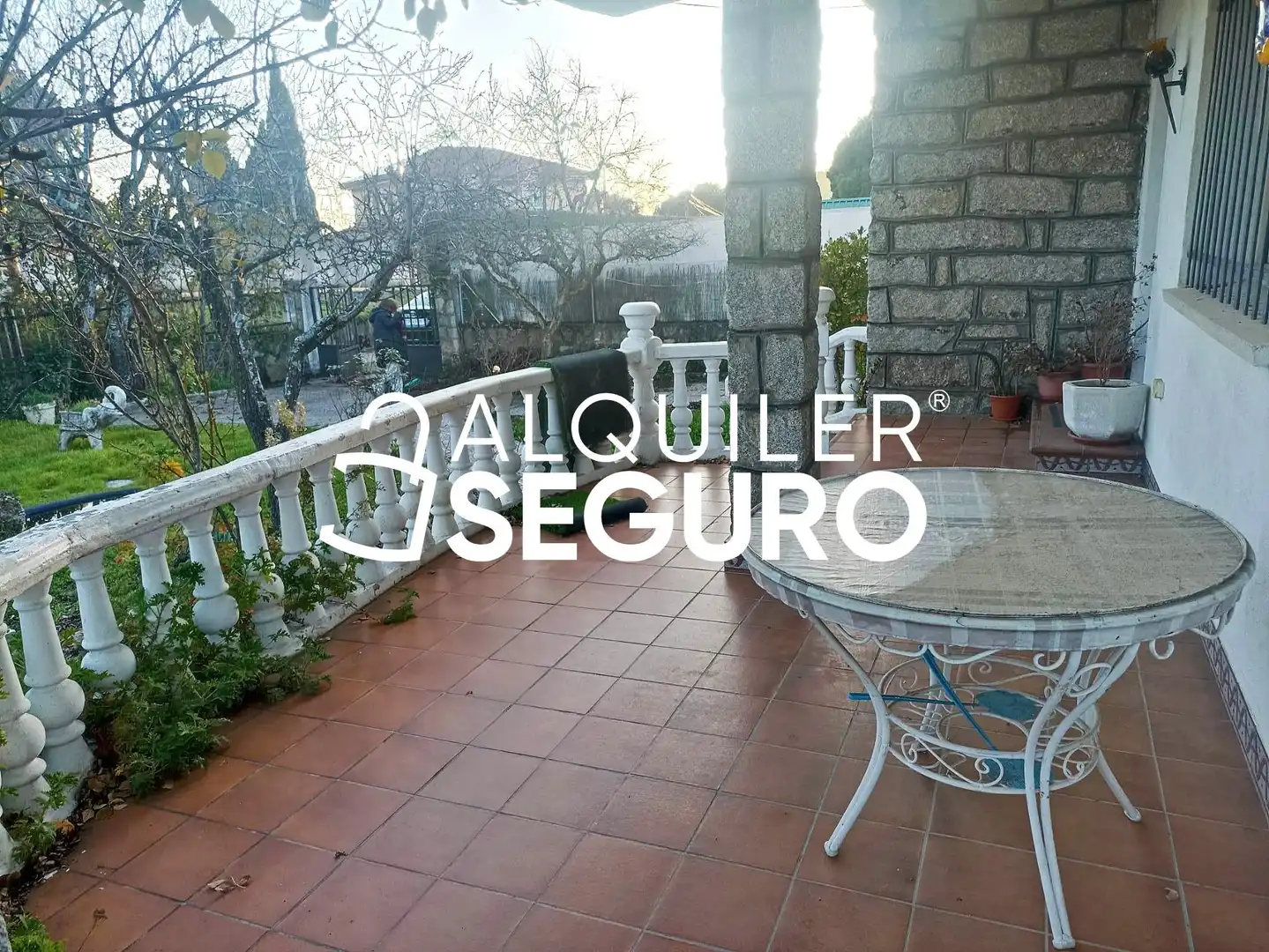Exterior view of Houses for rent in Cadalso de los Vidrios  with Heating, Terrace and Furnished
