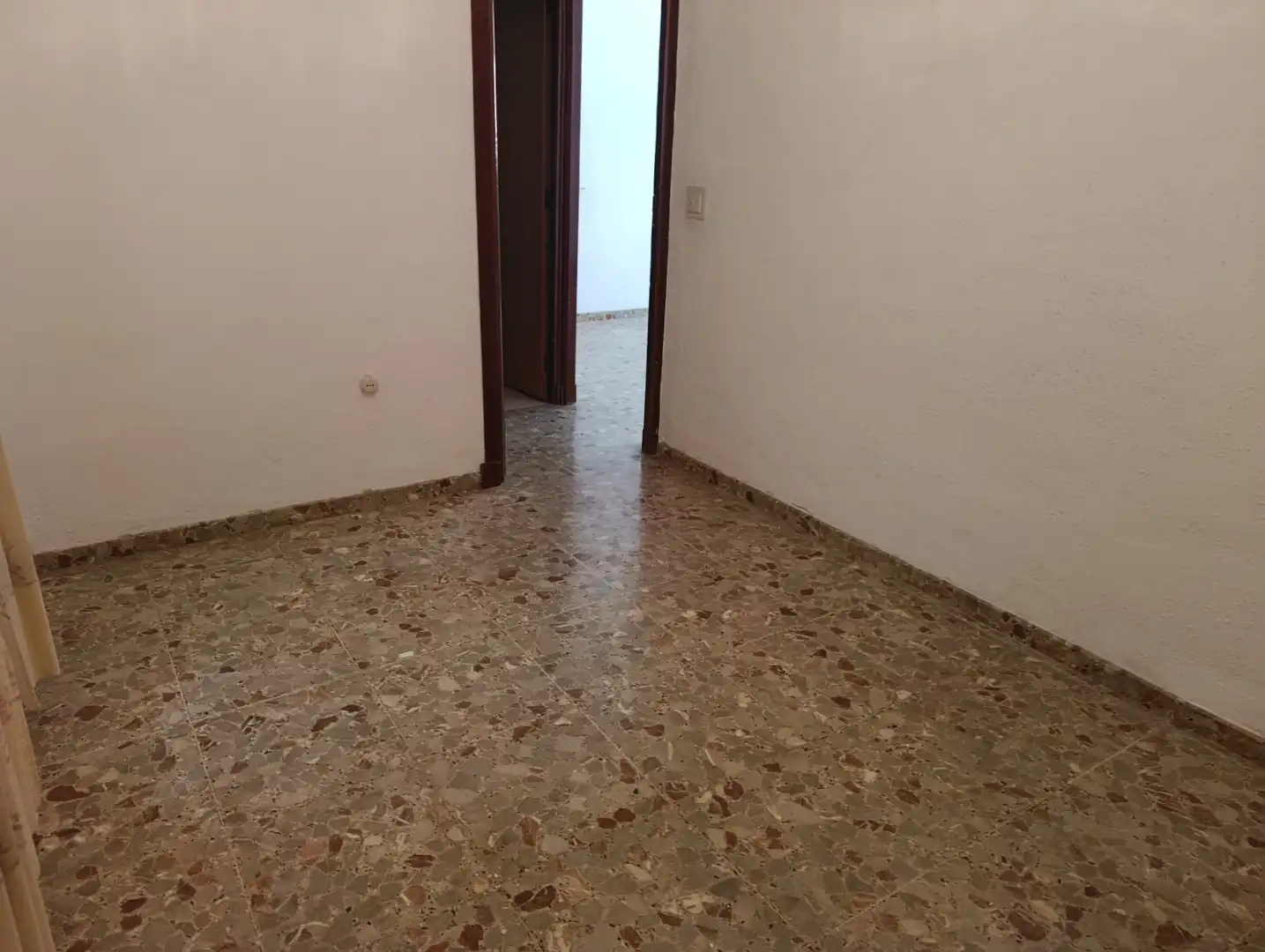 Flat for sale in Dos Hermanas  with Air Conditioner