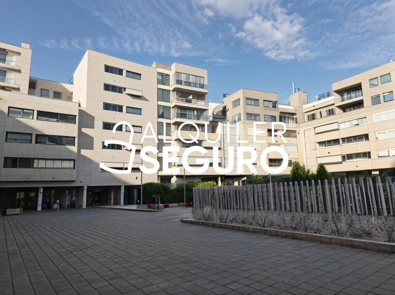 Exterior view of Flat to rent in  Zaragoza Capital  with Air Conditioner, Heating and Terrace