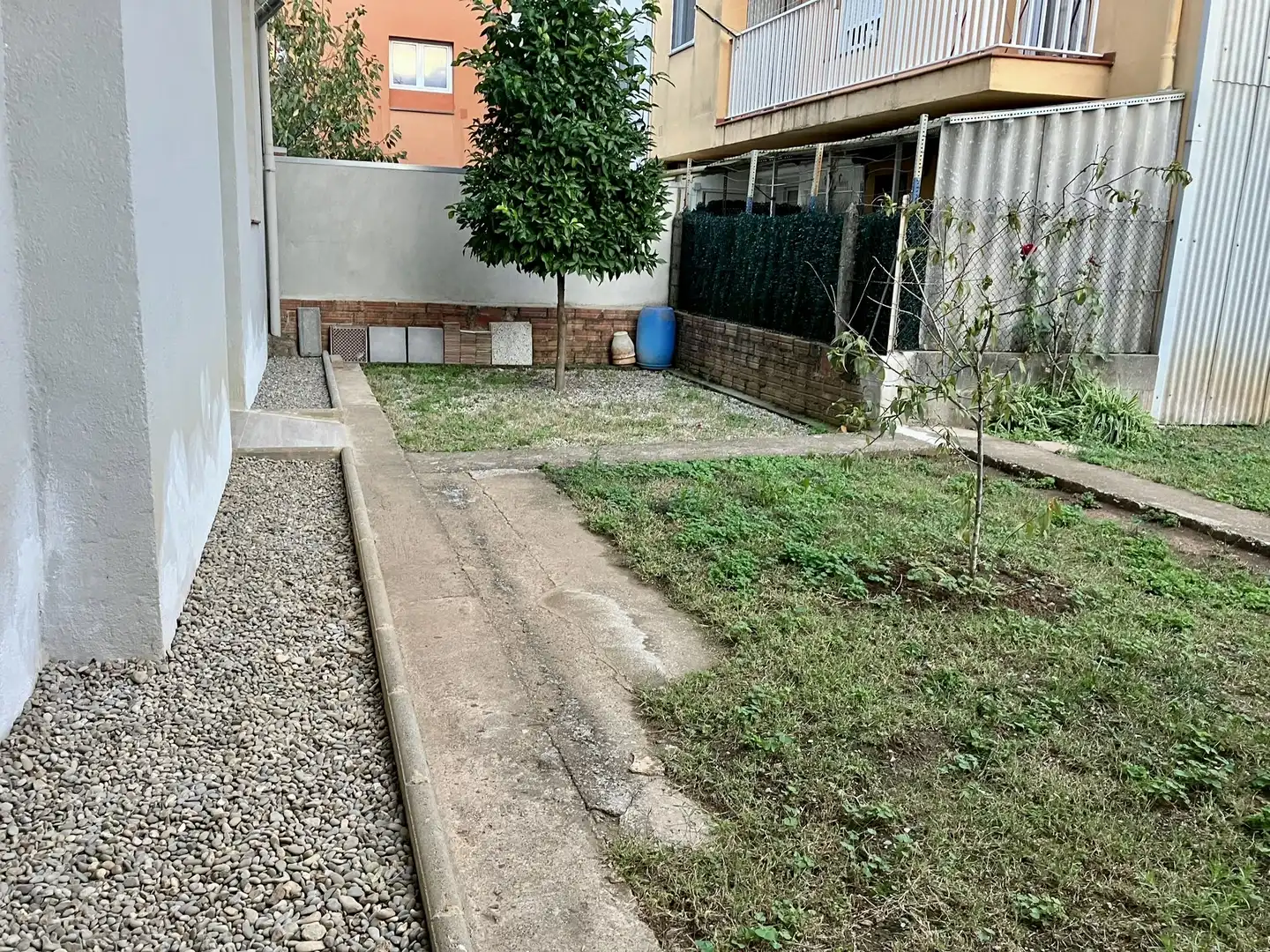 Semi-detached house with terrace for sale in Carrer Noguer, imagen 5