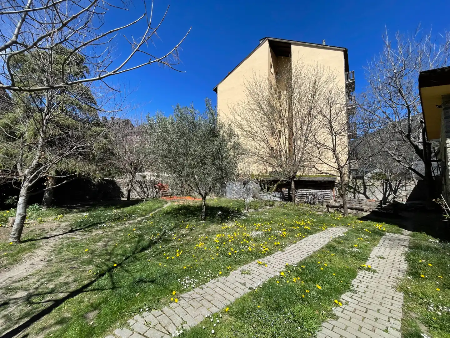Terreno residenziale in vendita a Carrer de la Constitució 8