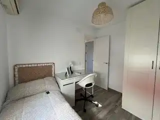 Habitación de Piso en venta en Alcalá de Guadaira con Aire acondicionado, Calefacción y Parquet
