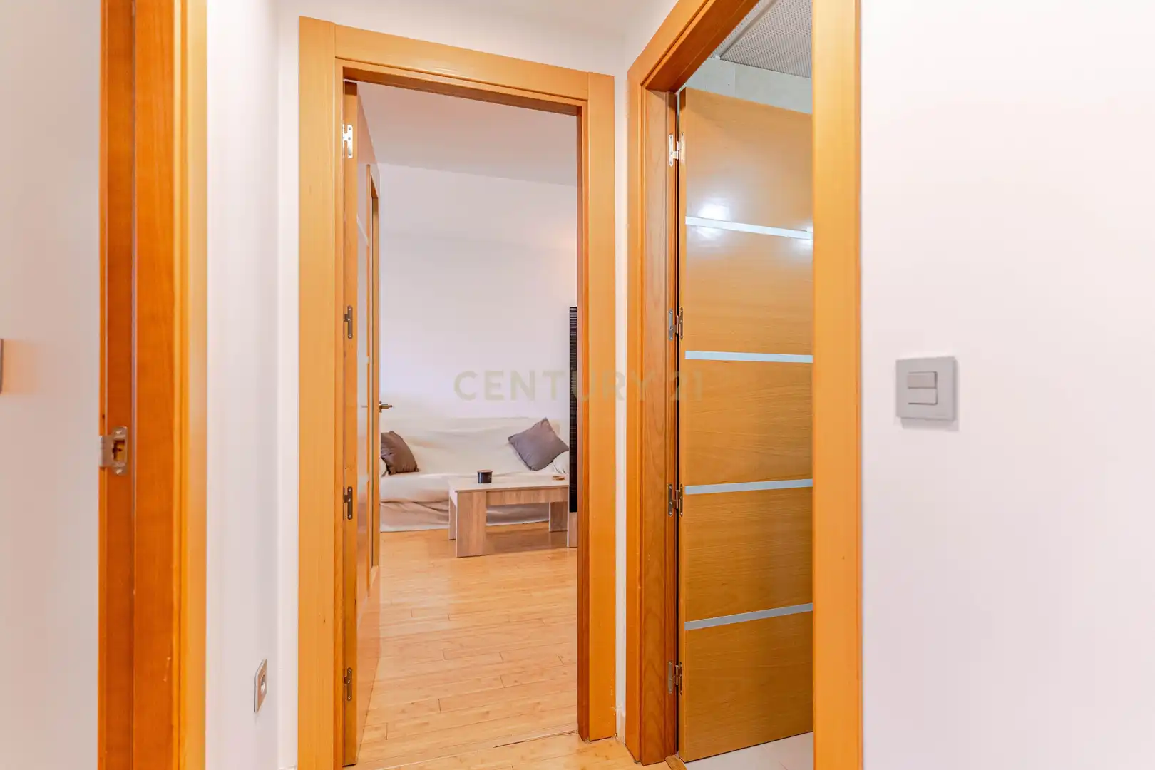 Piso en venta en Granada con Jardín privado, Trastero y Piscina comunitaria