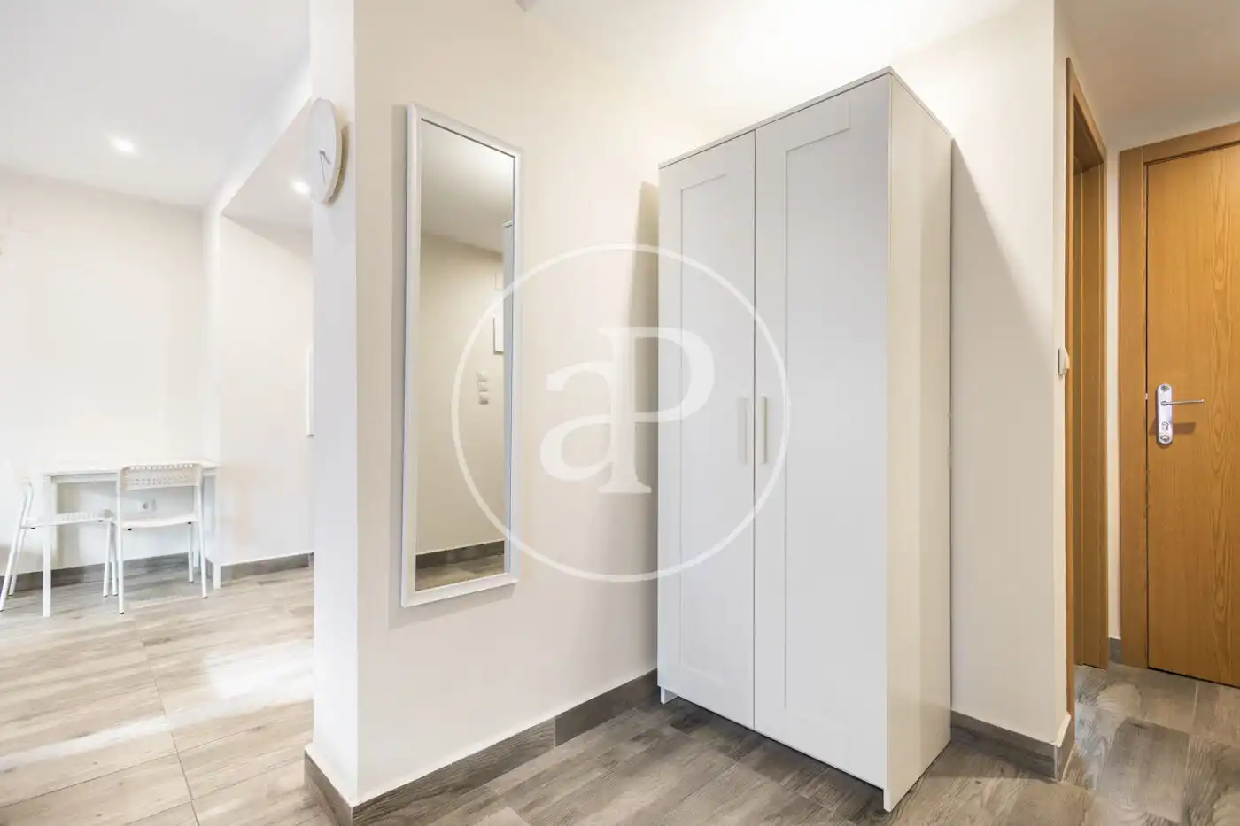 Dormitori de Loft de lloguer en Valencia amb Aire condicionat, Calefacció i Moblat