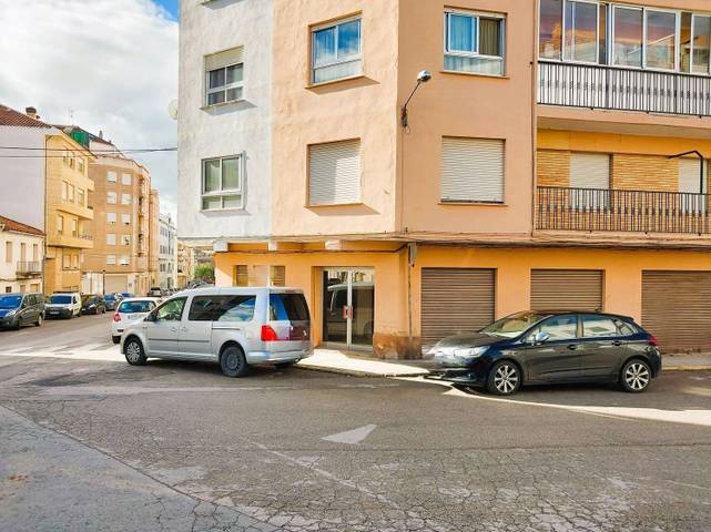 Local comercial en Alquiler en Calle DOCTOR FLEMING, 11 en Requena