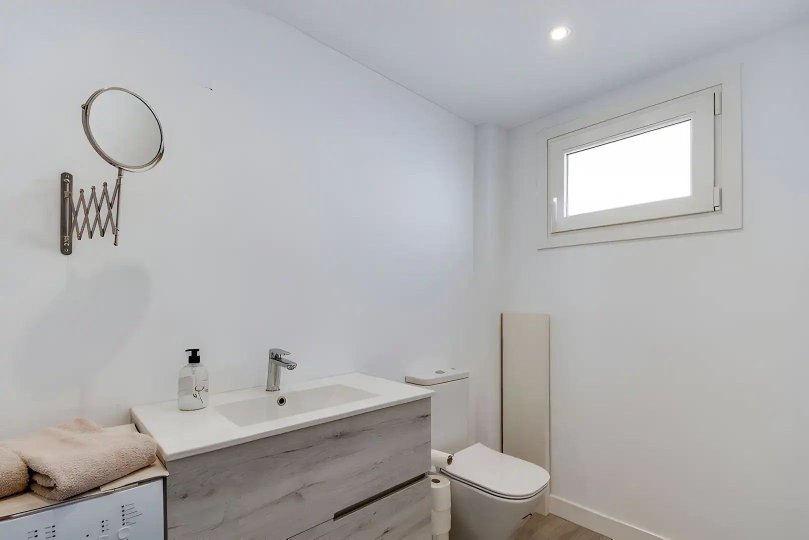 Bathroom of Detached homes for sale in Almería  with Air Conditioner, Terrace and Swimming Pool