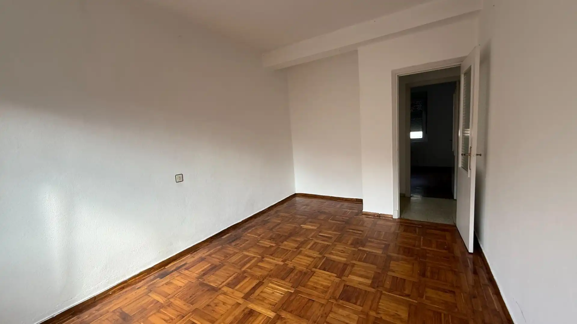 Bedroom of Flat for sale in Aller  with Terrace