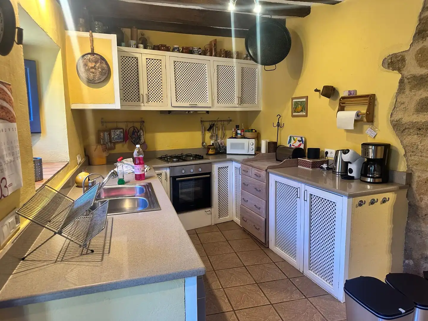 Cuina de Casa o xalet de lloguer en Cornellà del Terri amb Aire condicionat, Calefacció i Jardí privat