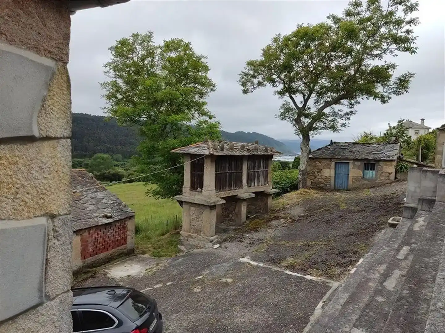 Vista exterior de Casa o chalet de alquiler en Xove con Jardín privado, Trastero y Amueblado