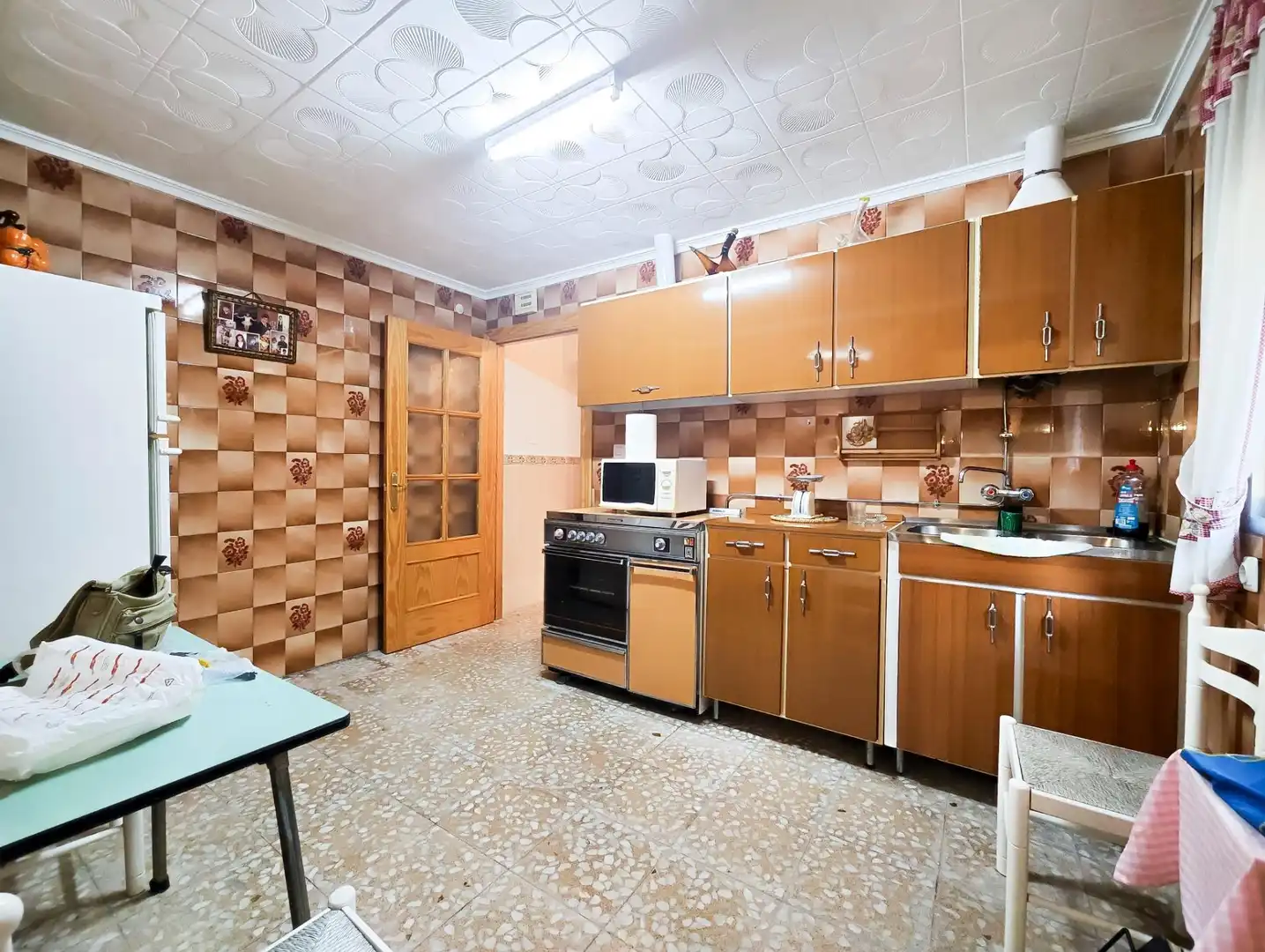 Kitchen of Houses for sale in Puertollano  with Storage room, Furnished and Internet