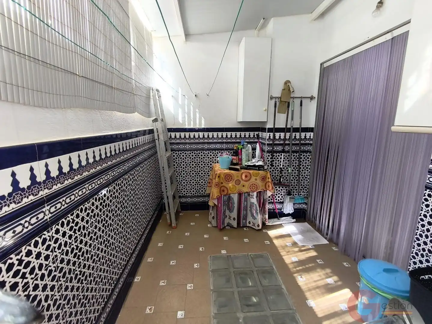 Casa o xalet en venda en Motril amb Terrassa, Traster i Balcó