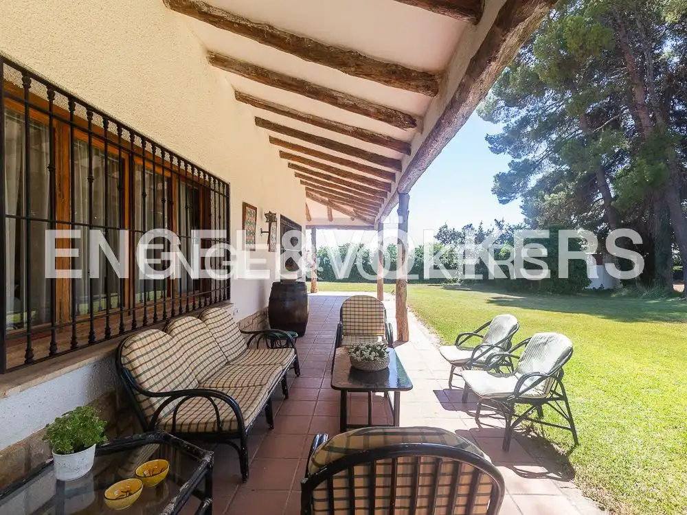 Casa rústica con piscina en venta en Requena, imagen 10