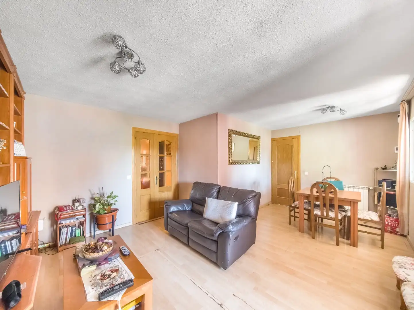 Wohnzimmer von Wohnung zum Verkauf in Madrid mit Heizung, Terrasse und Balkon
