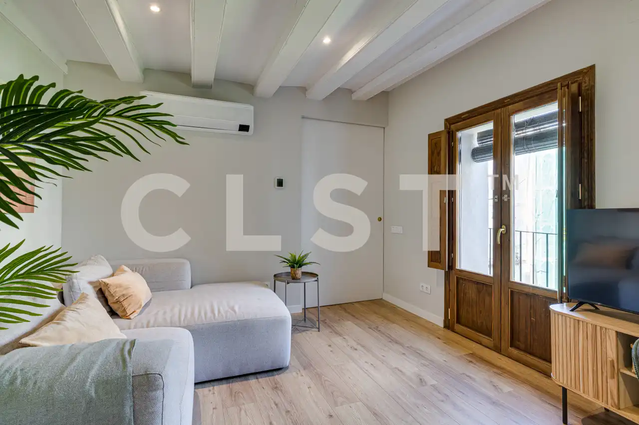 Appartement compact avec terrasse à vendre à Carrer de Milans