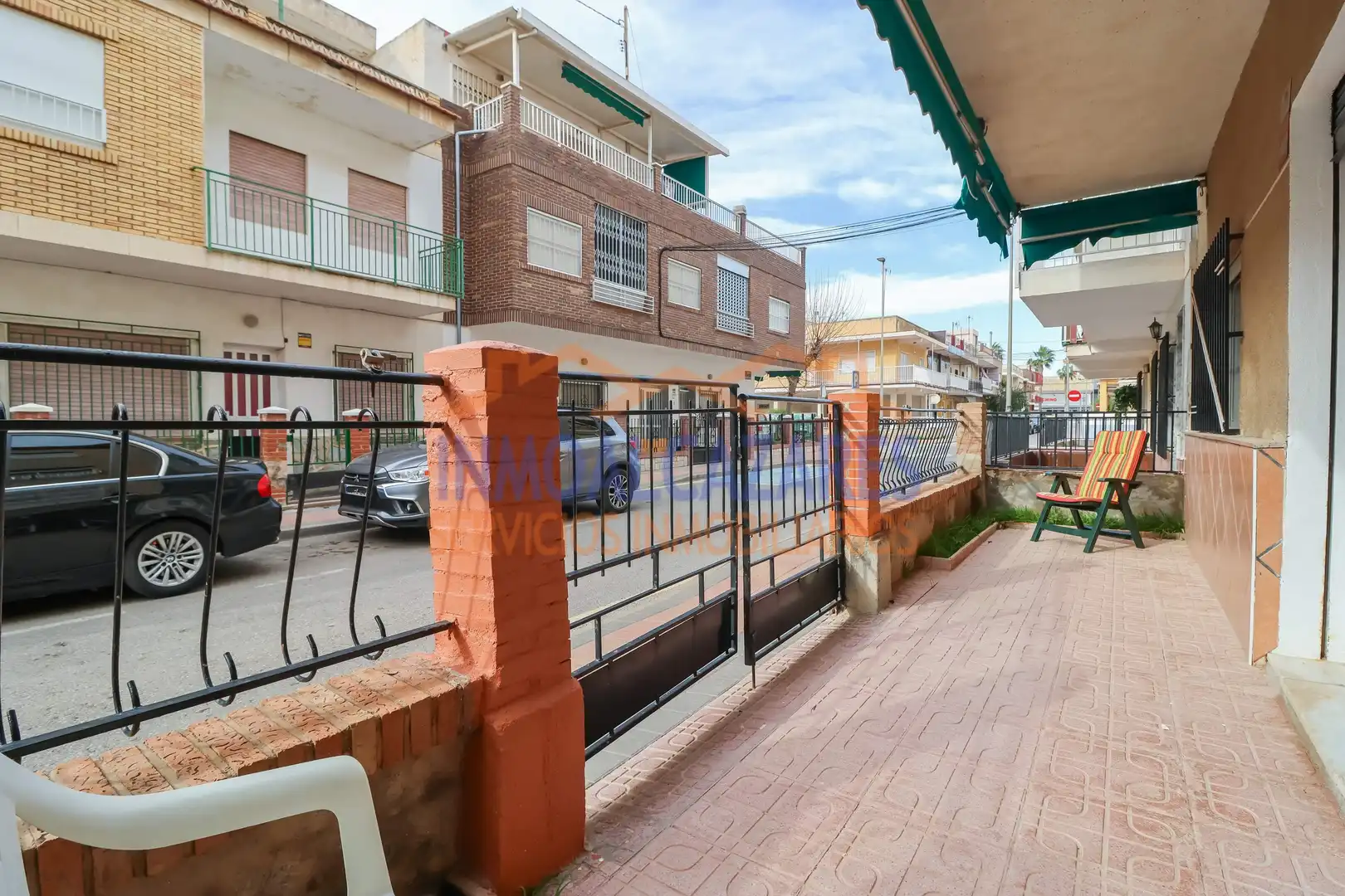 Vista exterior de Planta baixa en venda en Los Alcázares amb Aire condicionat, Terrassa i Traster