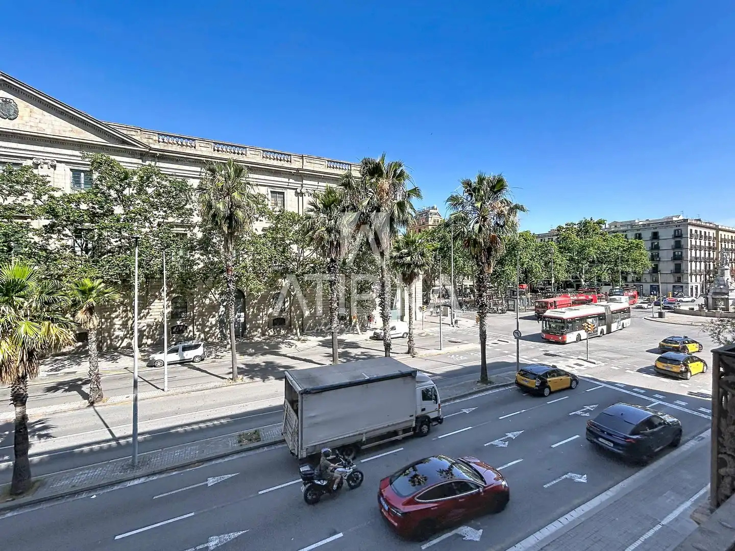 Vista exterior de Oficina de alquiler en Barcelona con Aire acondicionado