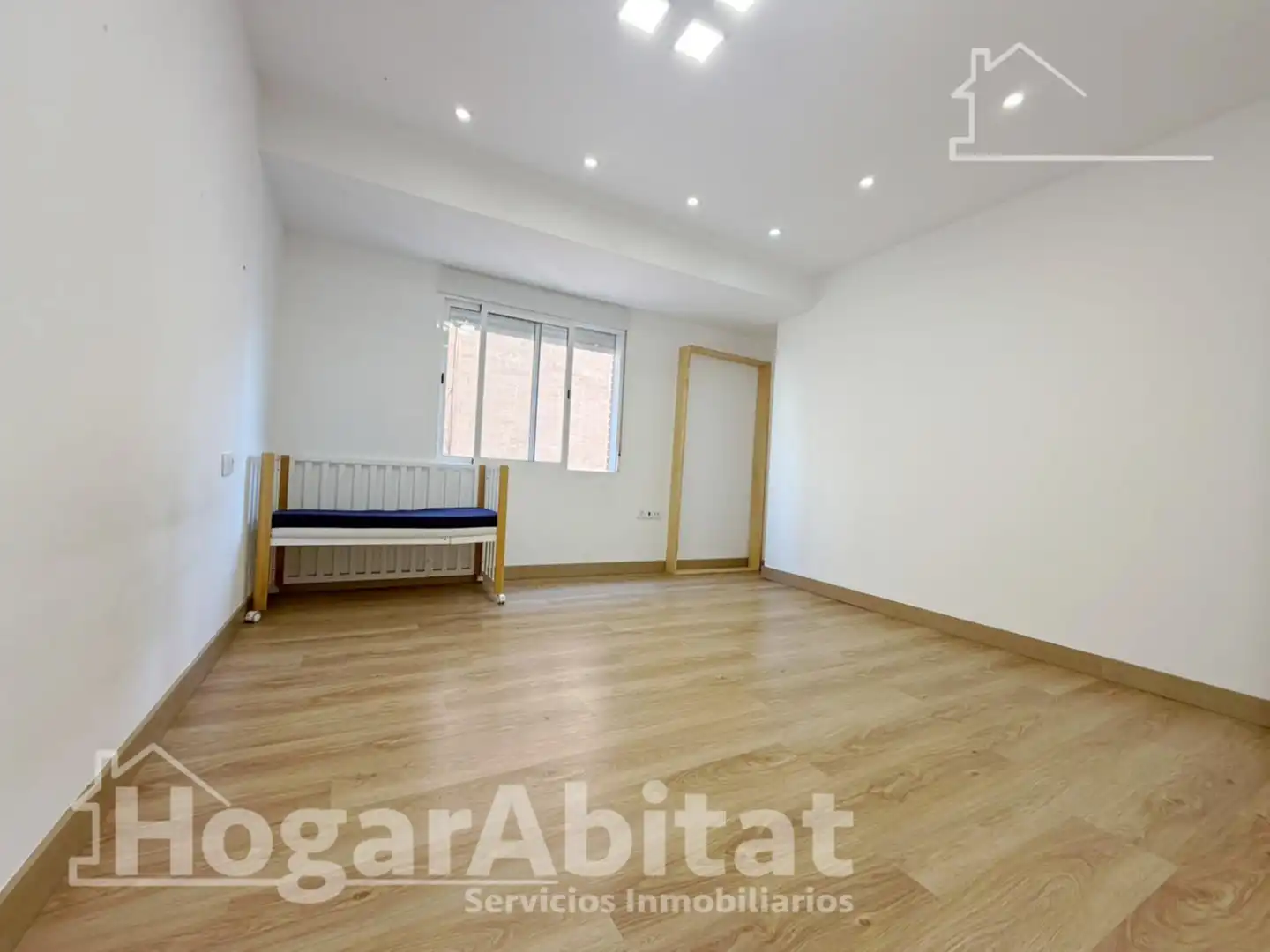 Flat with terrace for sale in Calle COMPOS. MATILDE SALVADOR, imagen 16