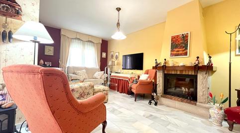 Foto 5 de Casa adosada en venta en Pozoalbero, Cádiz