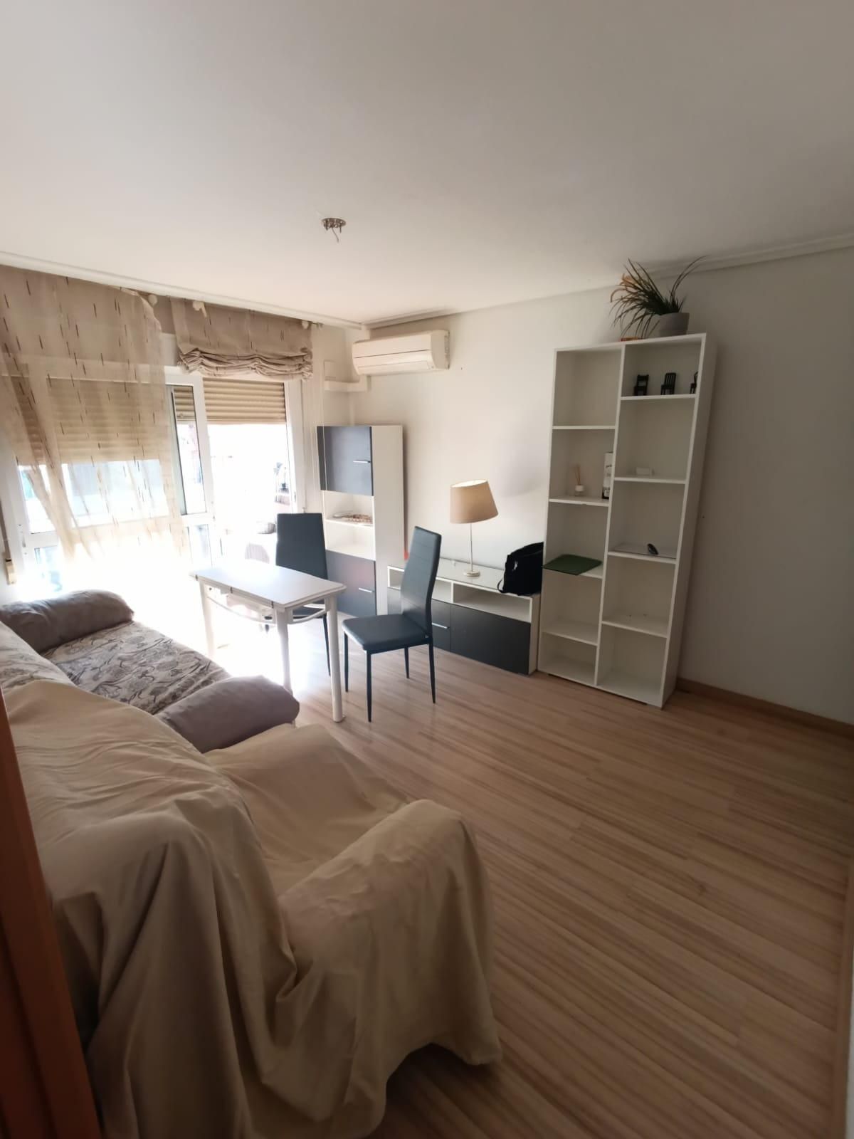 Flat for sale in Huerta de la Reina - Trassierra