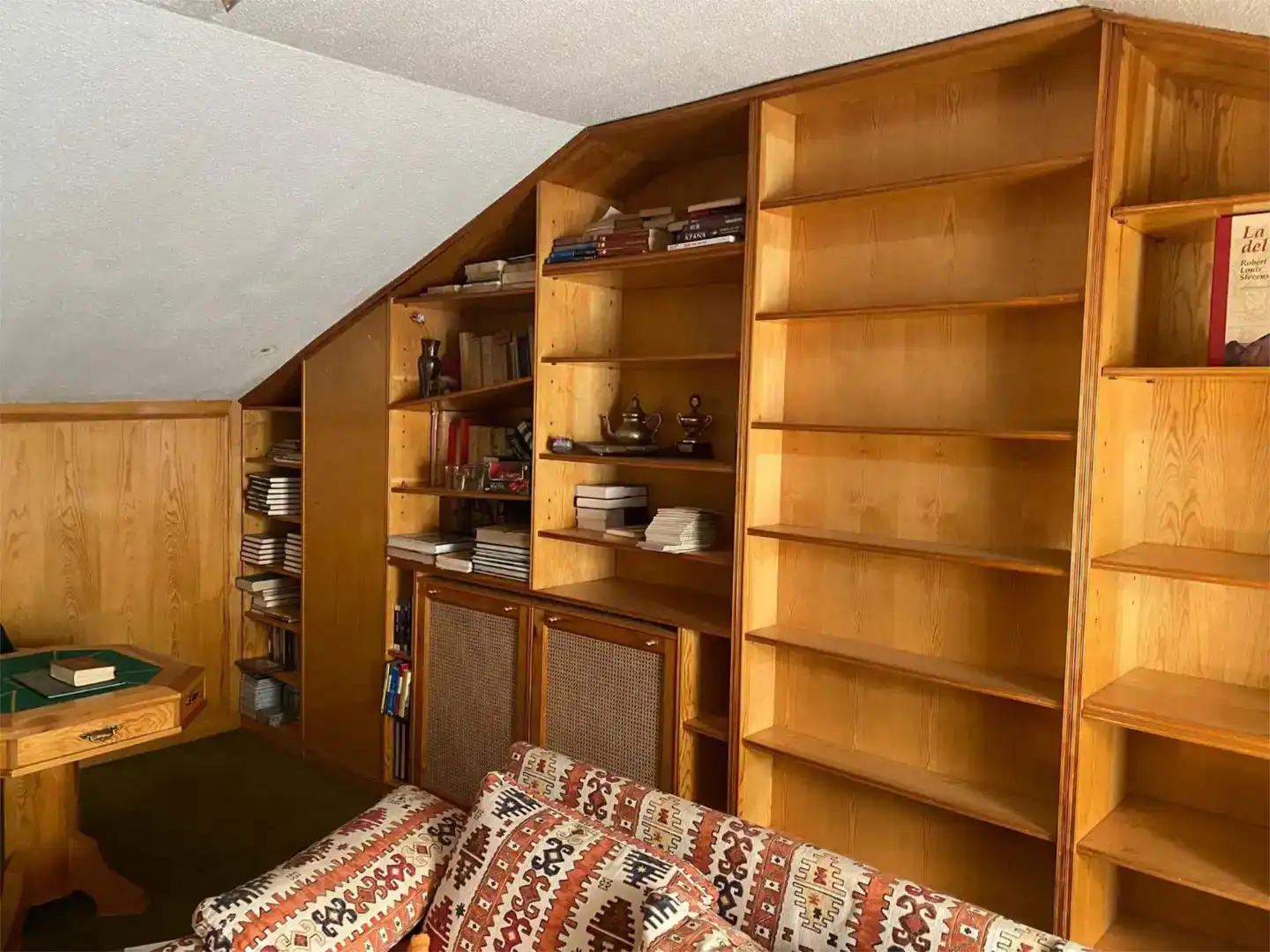 Sala d'estar de Dúplex en venda en Mejorada del Campo amb Parquet i Traster