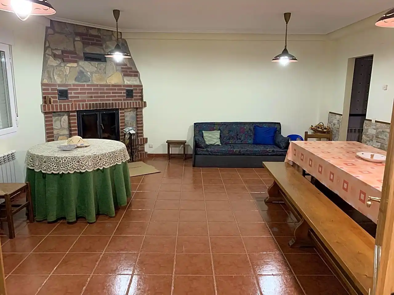 Menjador de Casa o xalet en venda en  Logroño amb Calefacció, Parquet i Terrassa