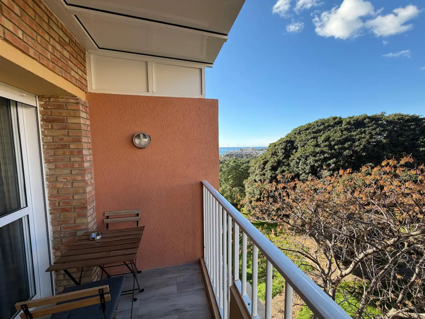 Terrasse von Wohnung zur Miete in Benalmádena mit Klimaanlage, Terrasse und Möbliert
