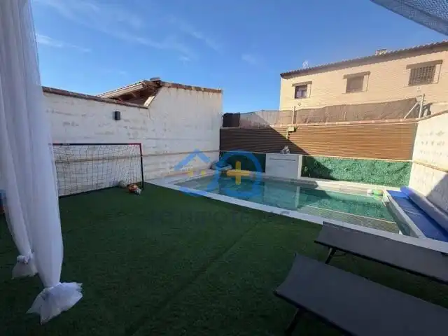Reihenhaus mit Pool zum Verkauf in Yuncos, imagen 35