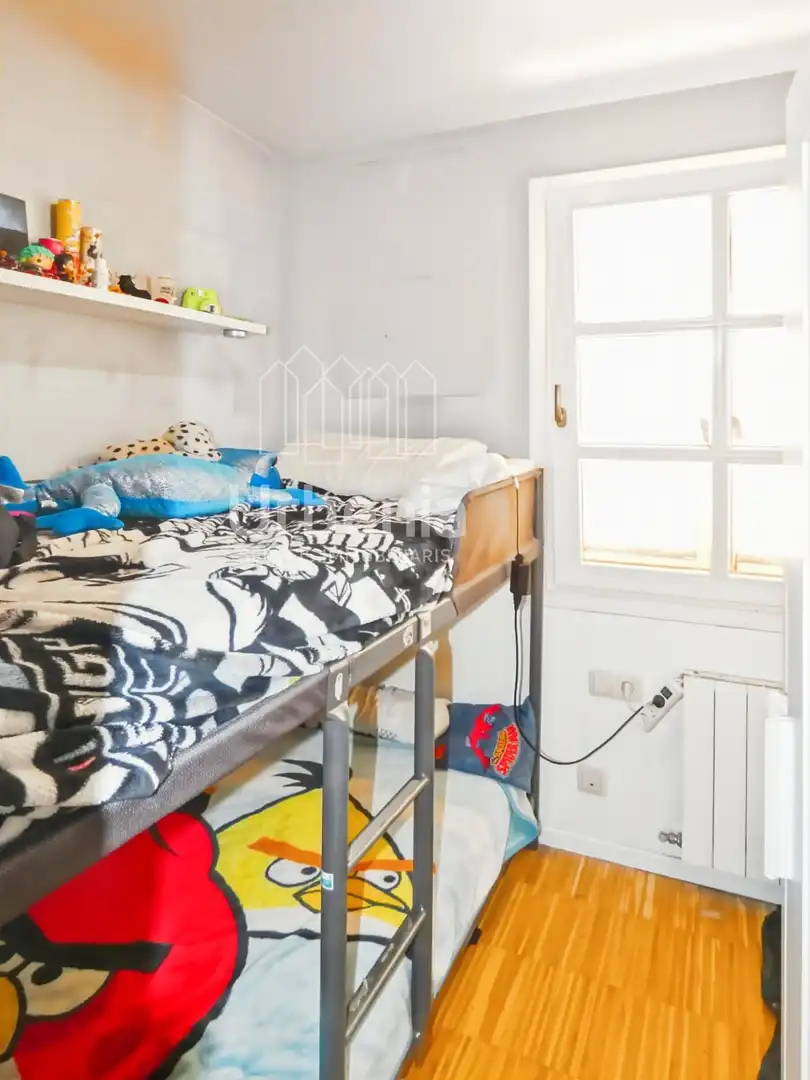 Dormitori de Casa o xalet en venda en Mataró amb Aire condicionat, Calefacció i Terrassa